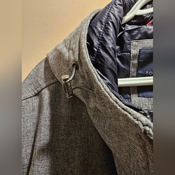 Men's Large Tommy Hilfiger Winter Jacket  Size: XXL - Picture 9 of 10